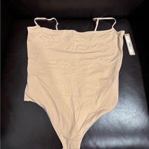 Women's Skims Beige "Fits Everybody Cami" Bodysuit-Size L